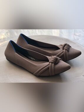 Rothy's Taupe Knot-Front Pointed Toe Flats Sz 9.5